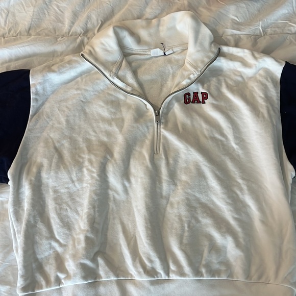 Retro Vintage Gap Sweatshirt sweater - Picture 2 of 3